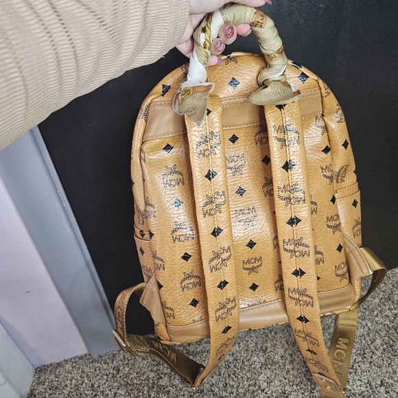 MCM Backpack With Scarf AUTHENTIC - Picture 3 of 16